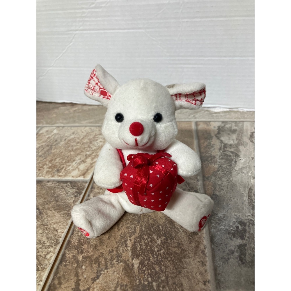 Chosun International White Plush Bunny Rabbit‎ Holding Heart Valentine Gift